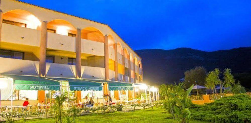 Le California Motel Sagone  Eksteriør bilde